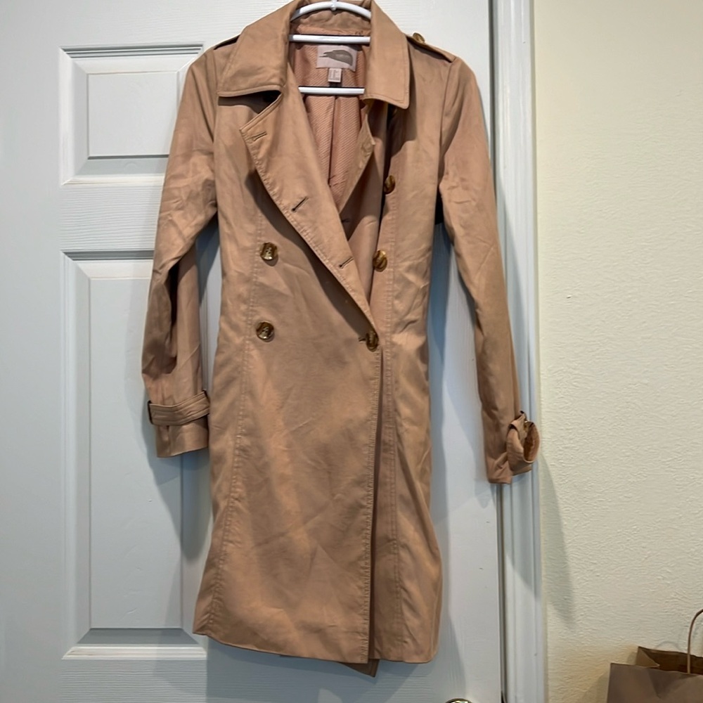 Forever21 brand- Women long jacket- size xs - New without tag